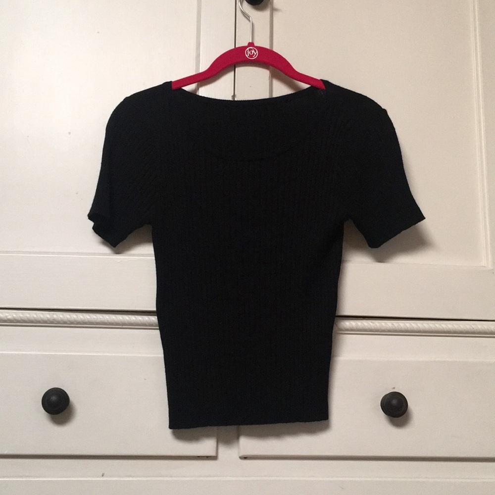 Pleaded black tee from Brandy Melville